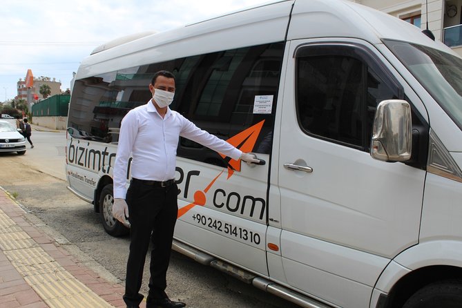 Airport Tansfer - What the minibus ride is like