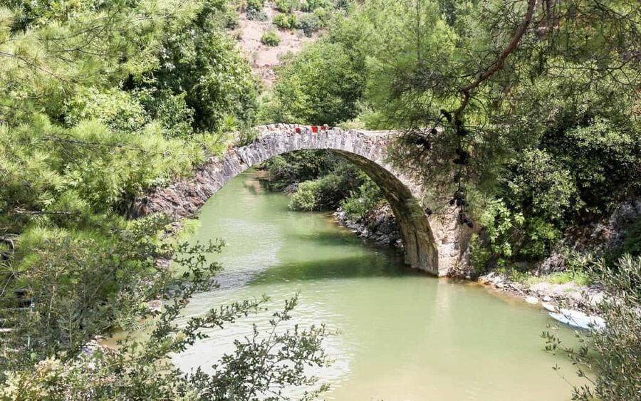 Alanya:4x4 Jeep Safari and Cave Tour With Lunch At Dim River - Cave time and the extra admission fee