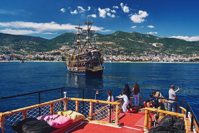 Alanya Cable Car, Boat Trip and Dimcay Tour - Damlatas Cave and the cost of a short stop