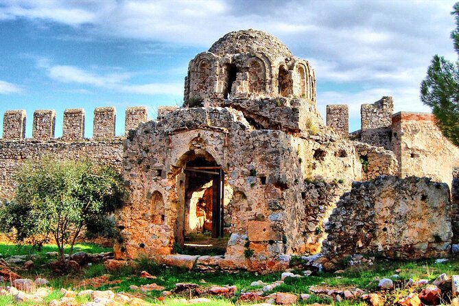 Alanya Cable Car, Red Tower, Castle Walk & Shipyard Tour - A four-hour evening schedule