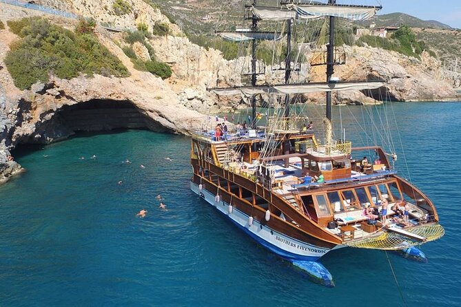Alanya Catamaran Boat Tour with Lunch, Soft Drinks & Transfer - Lunch, Soft Drinks, and the Foam Party