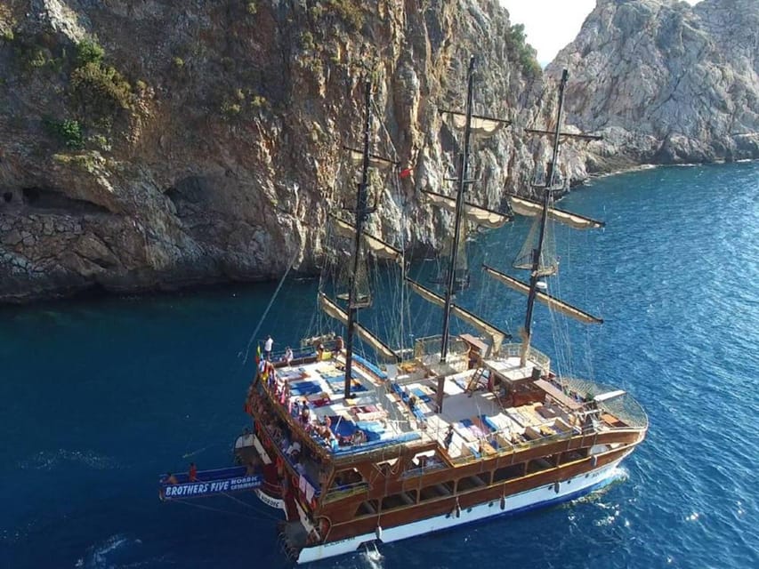 Alanya: Catamaran Boat Tour with Snorkeling and BBQ Lunch - Swimming, snorkeling, and what to bring