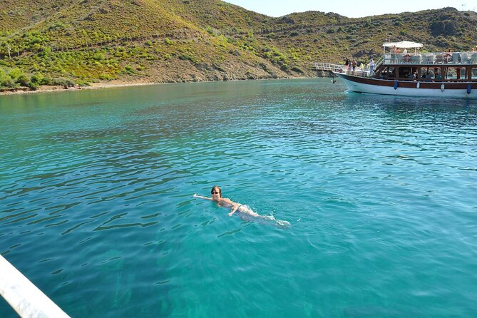 Alanya Catamaran Boat Trip incl. Lunch and drinks - Who will enjoy this catamaran trip most?