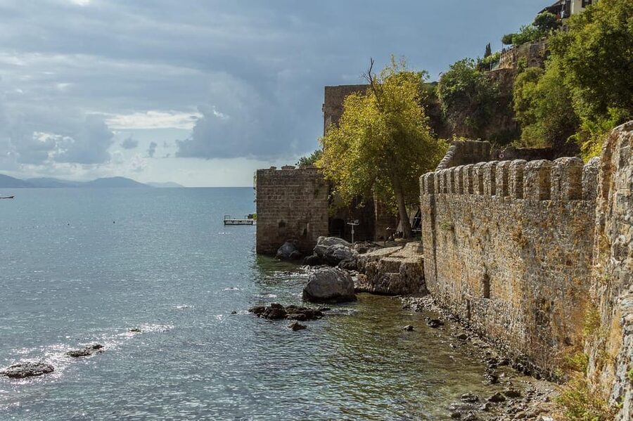 Alanya: City Tour with Cable Car and Damlatas Cave 3 in 1 - Open-midibus pickup and the ride through town