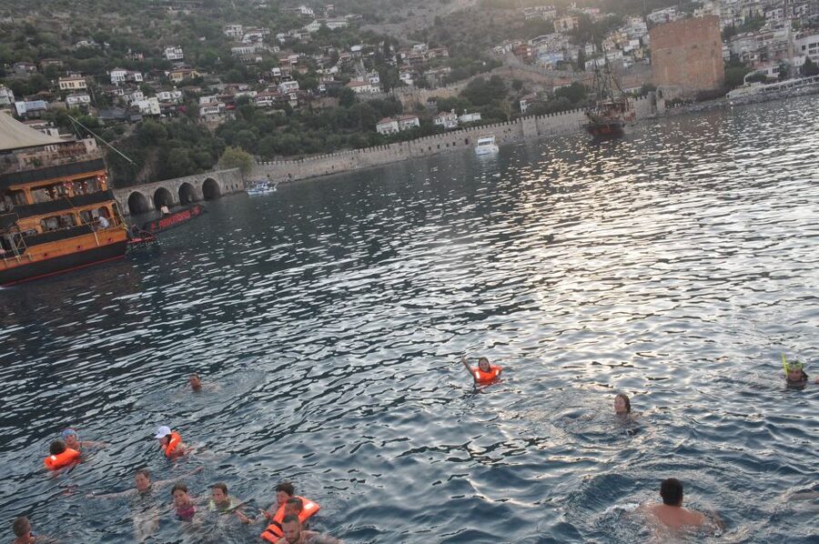 Alanya: Evening Jeep Tour with Sunset Boat Trip and Dinner - What this Alanya night safari is really like