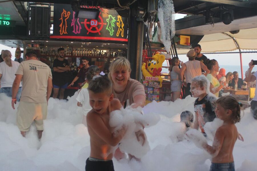 Alanya: Evening Jeep Tour with Sunset Boat Trip and Dinner - Who should book this outing?