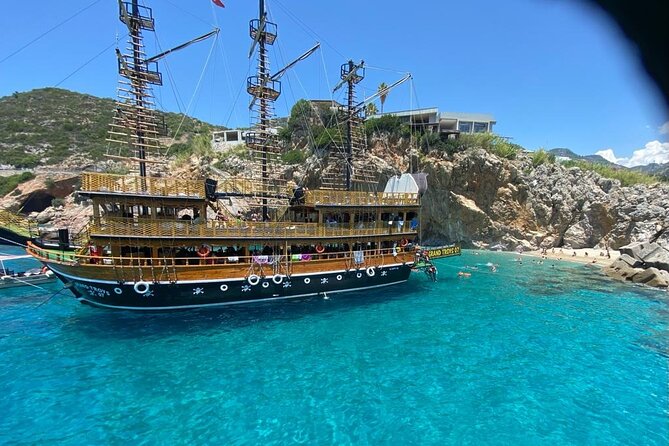 Alanya Grand Pirate Boat Tour with Lunch, Soft Drinks & Transfer - What this Alanya boat tour is really like