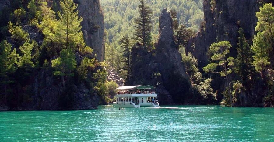 Alanya: Green Canyon Boat Trip with Lunch and Hotel Pickup - Who will enjoy this Green Canyon trip