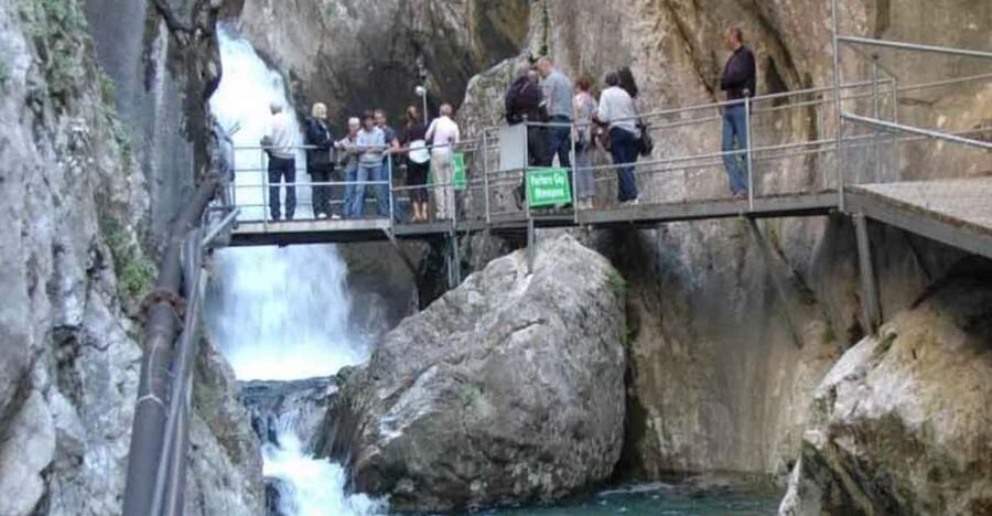 Alanya: Jeep Safari and Sapadere Canyon Tour with Lunch - Sapadere Canyon and its cold mountain stream