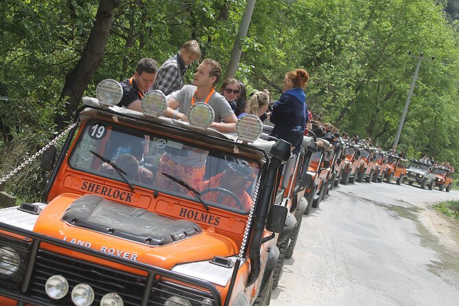 Alanya Jeep Safari - A village house and bazaar at Obaalacami