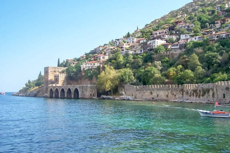 Alanya: Pirate Boat Trip with Lunch and Drinks - What this Alanya boat trip is really like