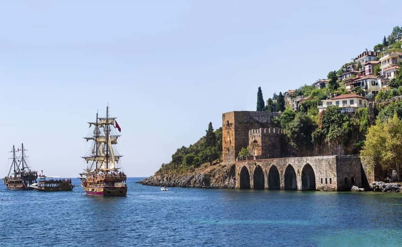 Alanya: Pirate Boat Trip with Meal, Drinks and Pickup Option - Bosphorus Cave, Lovers’ Cave, and Maiden Cave