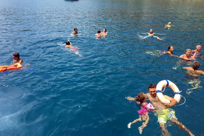 Alanya Pirate Boat Trip With Unlimited Drinks & Lunch - Who Will Enjoy This Alanya Boat Trip