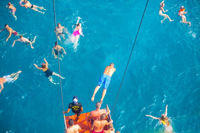 Alanya Pirate Boat with Lunch and Drinks - Swimming at Cleopatra Beach and beyond