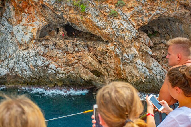 Alanya Pirate Boat with Lunch and Drinks - Transfers and the risk of a long day