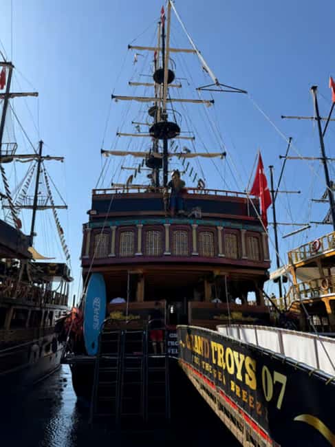 Alanya: Pirate Boat with Lunch and Unlimited Drinks - What the $15 price really buys you