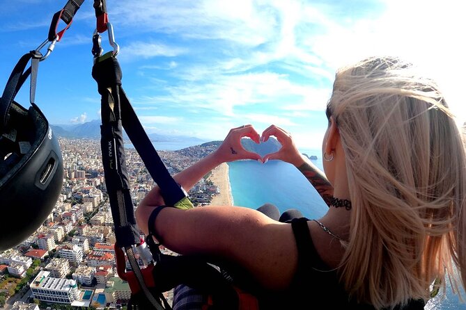 Alanya Tandem Paragliding Everyday w/ Free Hotel Transfer - The people who make the flight feel easy