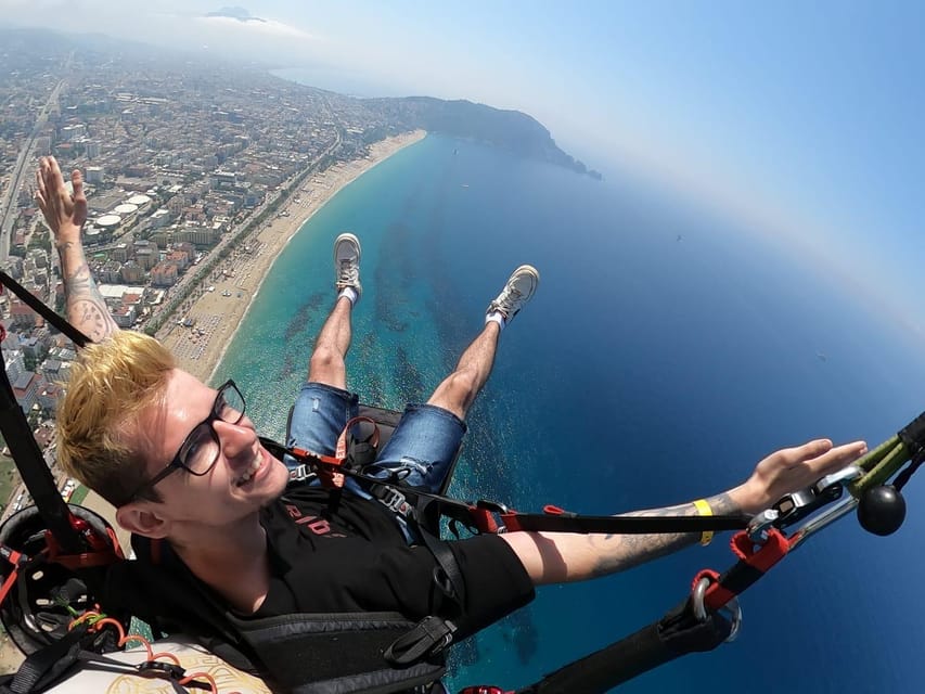 Alanya: Tandem Paragliding Flight to Cleopatra Beach - Who should book this flight?
