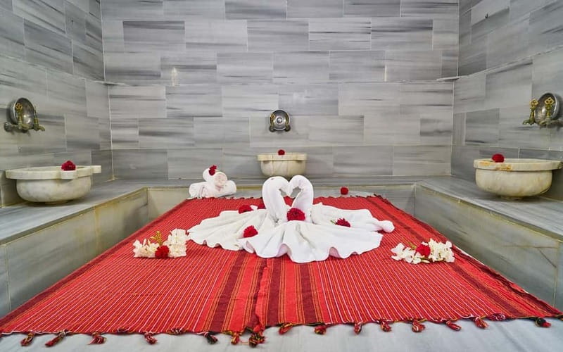 Alanya: Traditional Turkish Bath, Spa & Massage - Sauna, Heat, and Preparing Your Skin