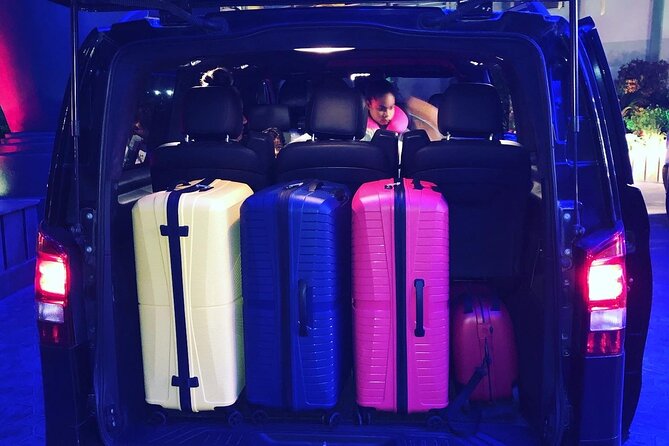 Antalya Airport to Side ,Lara, Belek Hotels Private Transfer - How the service handles families and groups