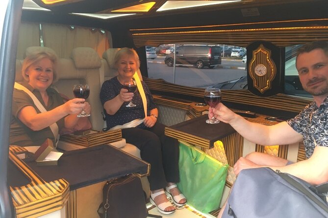 Antalya Airport Vip Private Transfer With Meet Transfer - The Mercedes cabin and the comfort question