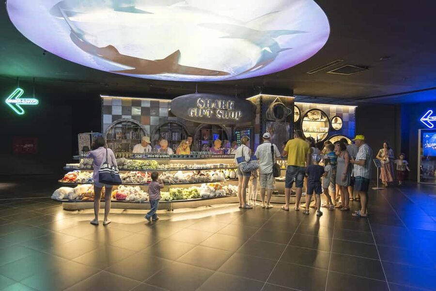 Antalya: Aquarium, Wax Museum, Snow World, Wild Park - Wax Museum, photos, and Oceanride XD Cinema