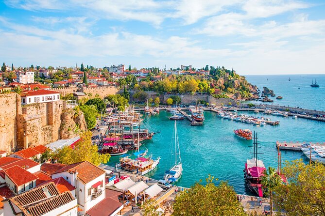 Antalya City Tour with Boat Tour and Waterfalls - The 9:00 am pickup and the ride across Antalya