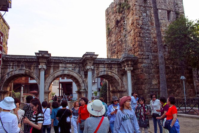 Antalya: City Tour with Boat Trip, Old Town & Waterfalls - Guides, vehicles, and group size