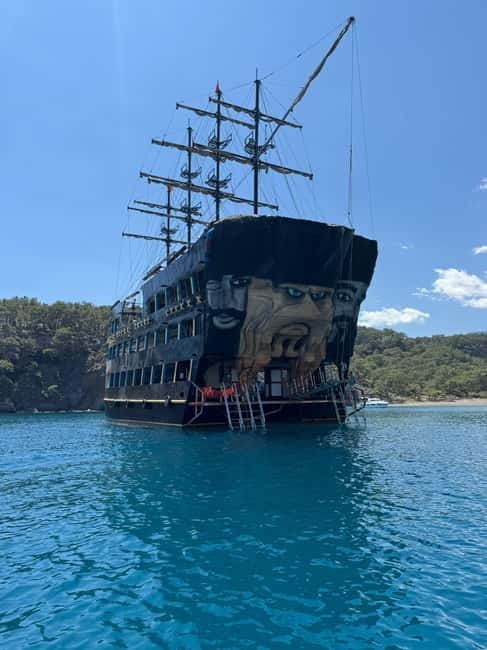 Antalya/Kemer: Boat Tour Visit Caves and Bays With Lunch - Pirate Cave and the first look beneath the water
