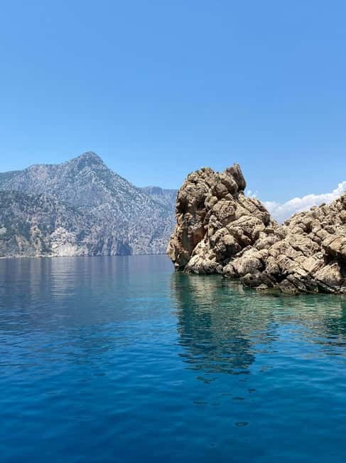 Antalya/Kemer: Suluada Boat Tour with Bays & Maldives Beach - The 40-minute crossing to Suluada