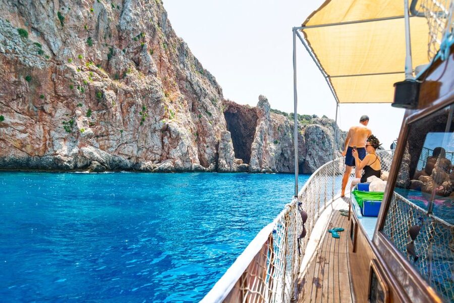 Antalya: Old Town Harbor Sightseeing Cruise - Setting out from Antalya’s ancient harbor