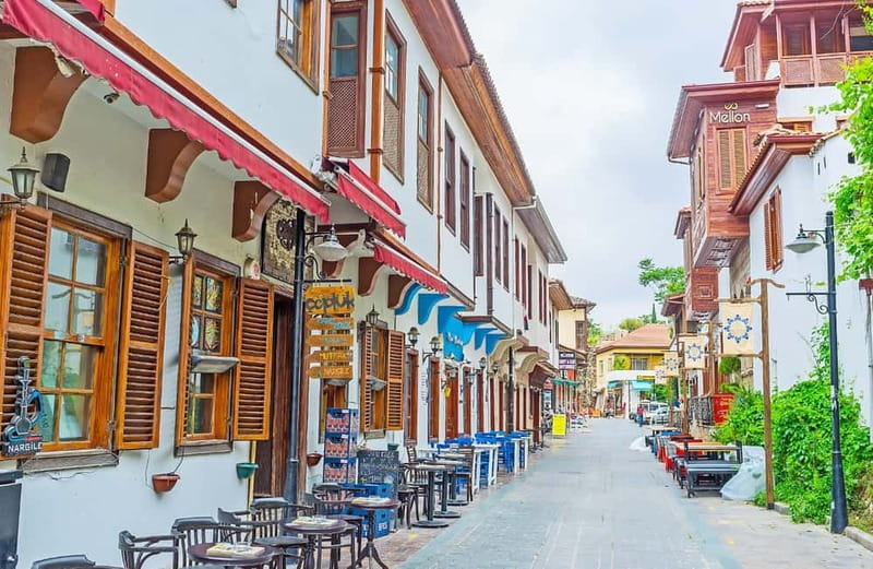 Antalya: Old Town Walking Tour with Dessert Tasting - Key points at a glance