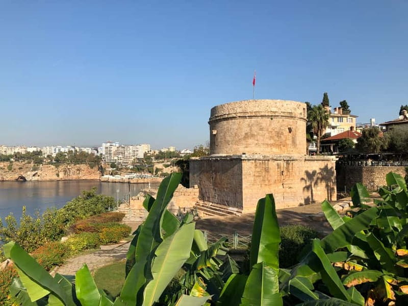 Antalya: Old Town Walking Tour with Dessert Tasting - Walking through Kaleiçi’s old streets