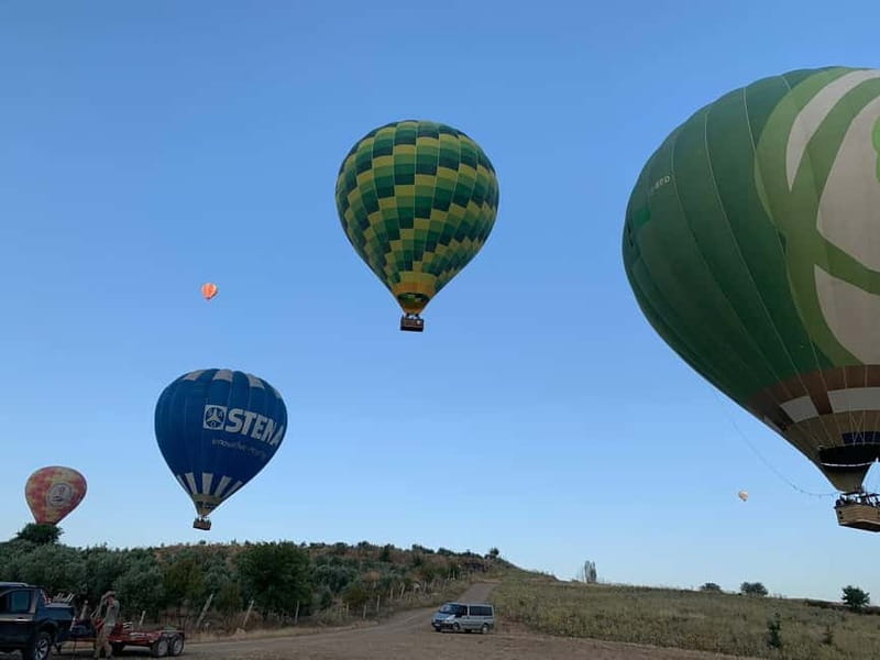 Antalya: Pamukkale Tour with Hot Air Balloon and Lunch - The guides and the pace of the day