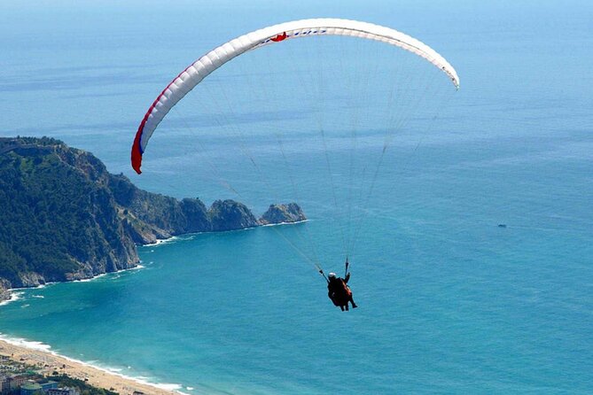 Antalya Paragliding Experience By Local Expert Pilots - Meeting the pilots and preparing on the launch site