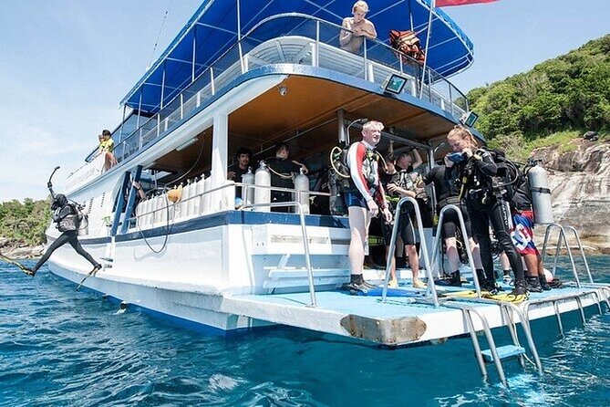 Antalya Scuba Diving With Transfer From Belek,Lara,Kemer Hotels - From your hotel to the Kemer harbor