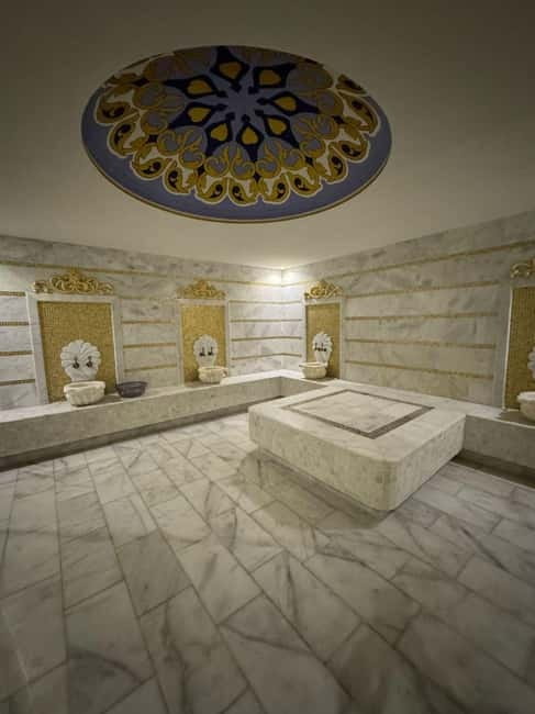 Antalya: Turkish Bath with Peeling Foam and Oil Massage - A 20-minute olive-oil massage to finish