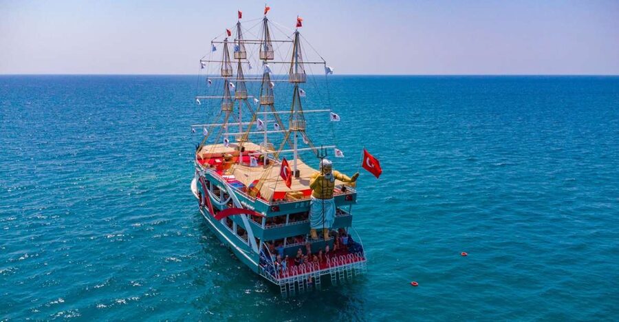 City of Side: All-Inclusive Boat Ride and Foam Party - The foam party on the return trip