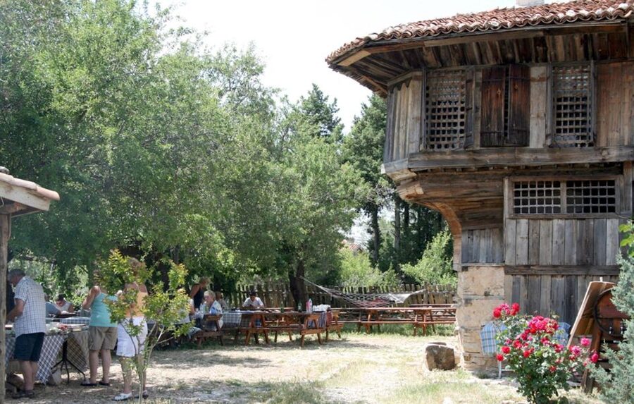 City of Side: Altinbesik Cave and Ormana Tour with Boat Ride - Why Altınbeşik Cave is worth the long ride
