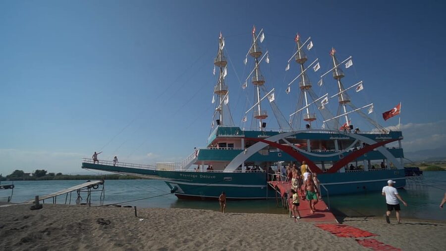 City of Side: Boat Tour on the Manavgat River w/ Bazaar Trip - A low-cost day beside the Manavgat River