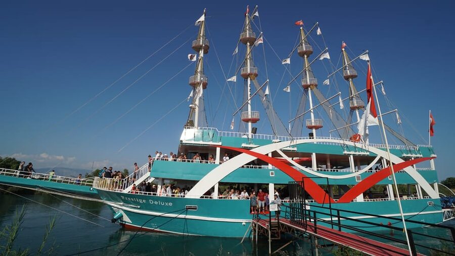 City of Side: Boat Tour on the Manavgat River w/ Bazaar Trip - The great mosque and what to expect