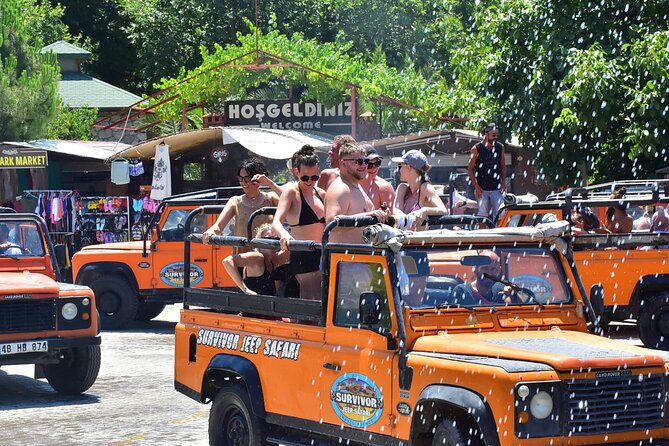 Combi Safari offroad adventure with picnic - Rough tracks, muddy streams, and the Jeep ride