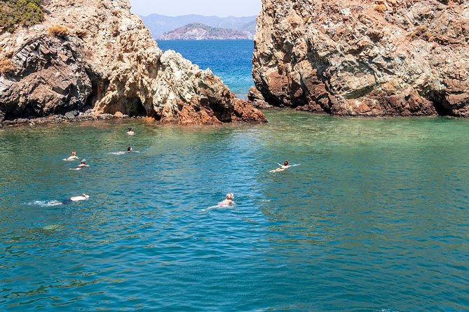 Dolphin Island Boat Trip – Swim, Sun & Lunch Included - Lunch on the gulet