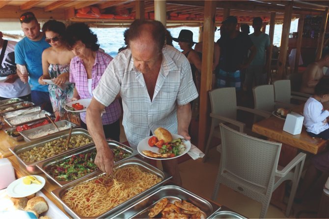 Dolphin Island Boat Trip – Swim, Sun & Lunch Included - Foam, music, and the family atmosphere