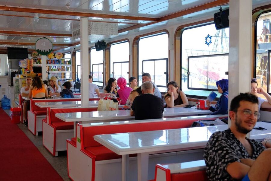 From Alanya: Boat Tour with Unlimited Soft Drinks and Lunch - Comfort, timing, and the practical tradeoffs
