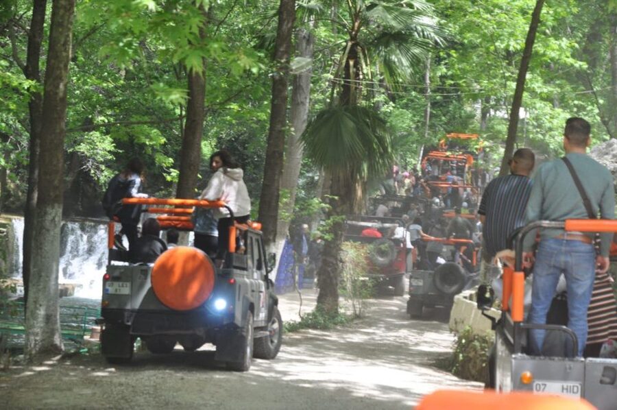 From Alanya: Jeep Safari Tour with Lunch at Dim River - Mountain viewpoints, waterfalls, and photo stops
