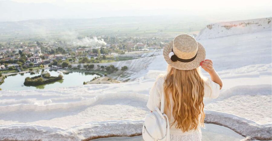 From Alanya: Pamukkale and Hierapolis Day Trip with Lunch - A pre-dawn pickup and the first breakfast stop
