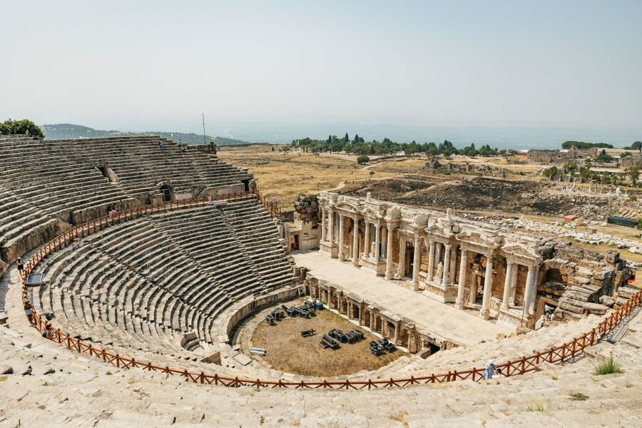From Antalya/Kemer: Pamukkale and Hierapolis Tour with Lunch - The real appeal: Pamukkale and Hierapolis together