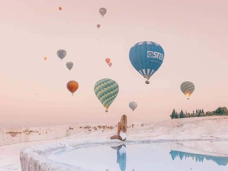 From Antalya: Pamukkale Hot Air Balloon Flight with Lunch - Preparing for takeoff at Pamukkale
