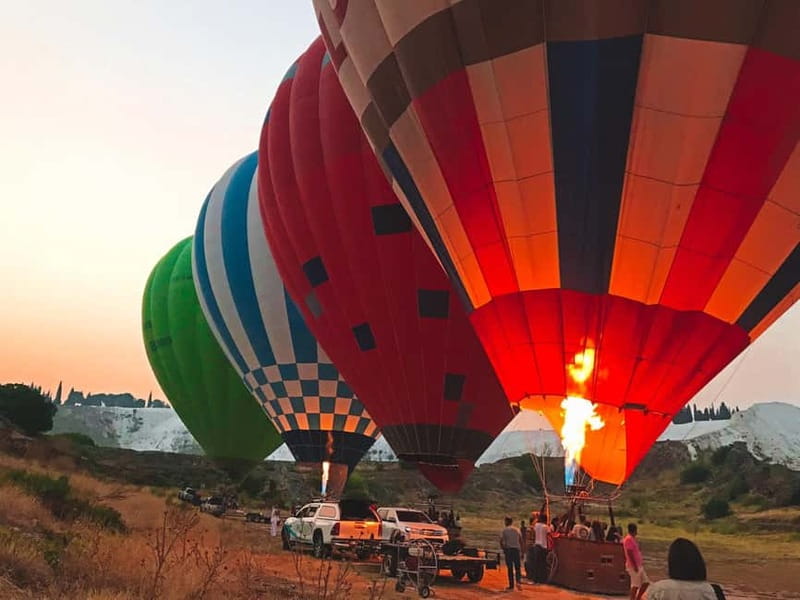 From Antalya: Pamukkale Hot Air Balloon Flight with Lunch - What the $34 price really covers
